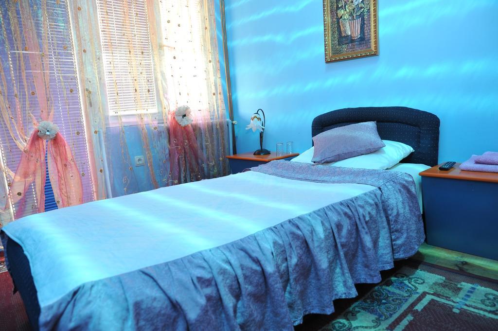 Guesthouse Prenociste Faraon Pljevlja Quarto foto